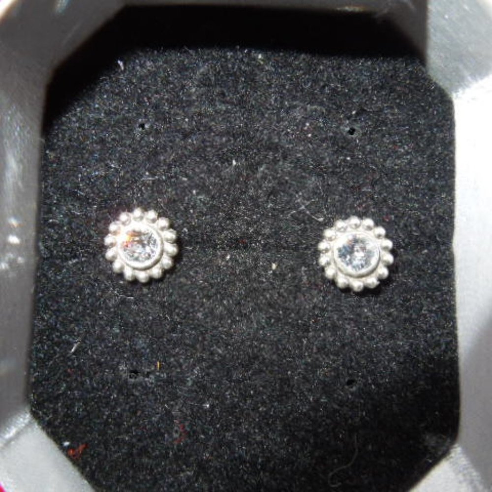 Nip Brighton Silver & Crytal Stud Earrings - image 7